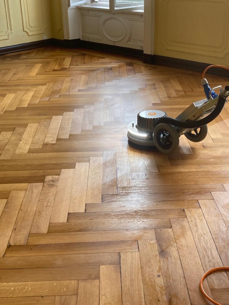 Parkett schleifen